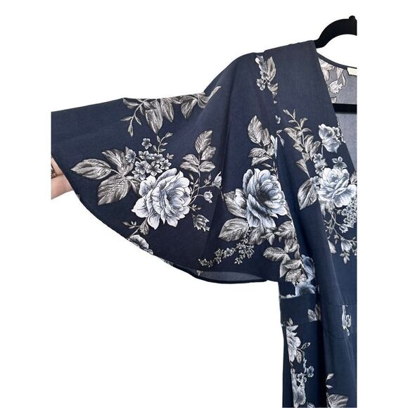 Soprano Navy Floral Flowy Wrap Dress - Picture 7 of 11